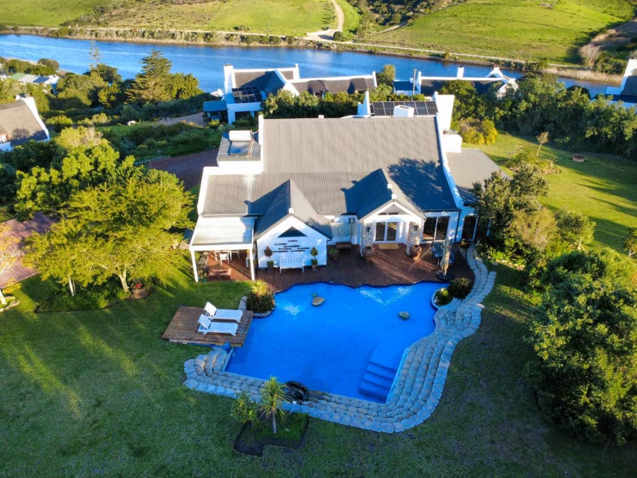 3 Bedroom Property for Sale in Stilbaai Oos Western Cape